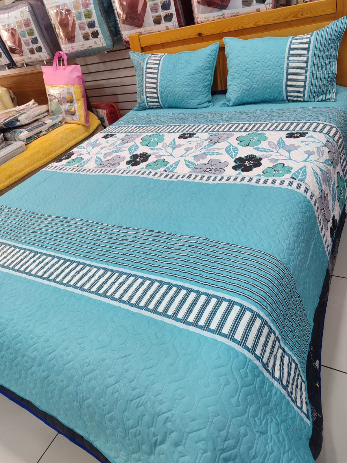 CUBRECAMA ESTAMPADO QUEEN